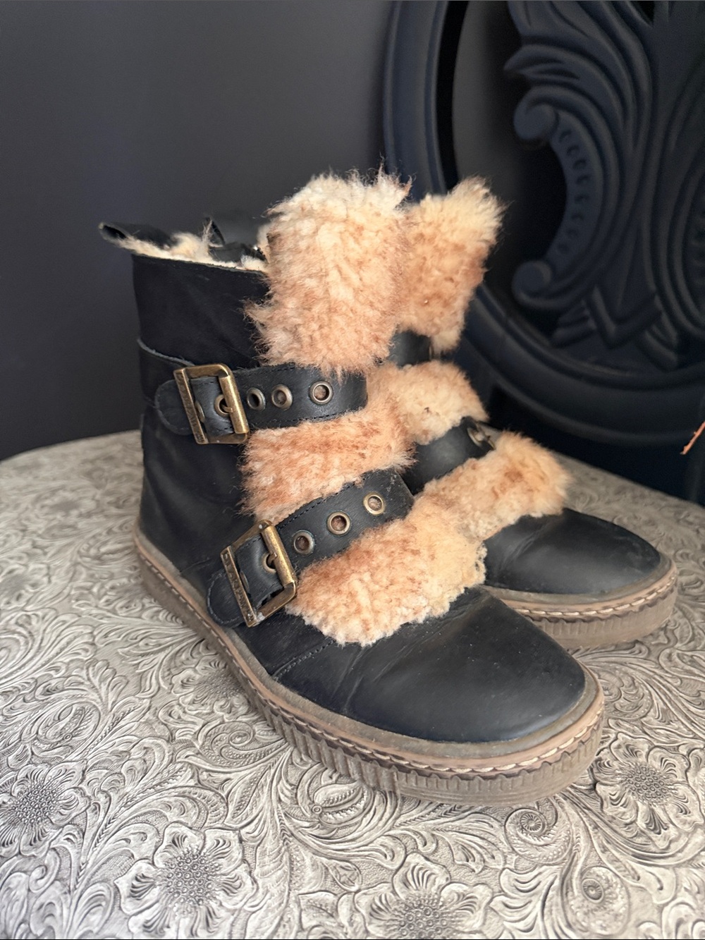 BearPaw Black Leather Ankle Boot with Brown Shearling Lining